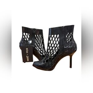 Melissa + Jean Paul Gaultter NWT Heel Cut Out Black Ankle boot Size 7